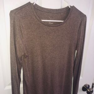 Thin and Soft Casual Long Sleeve Tee